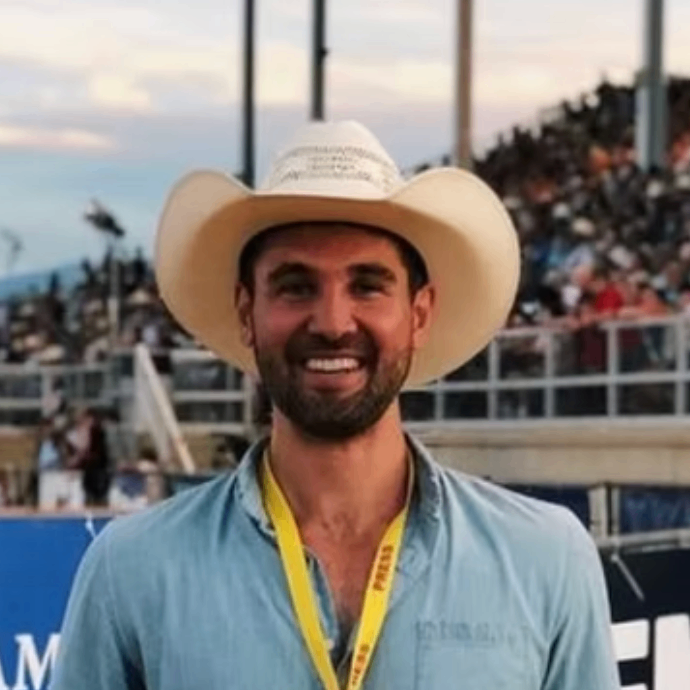 Tucker Gragg in a cowboy hat